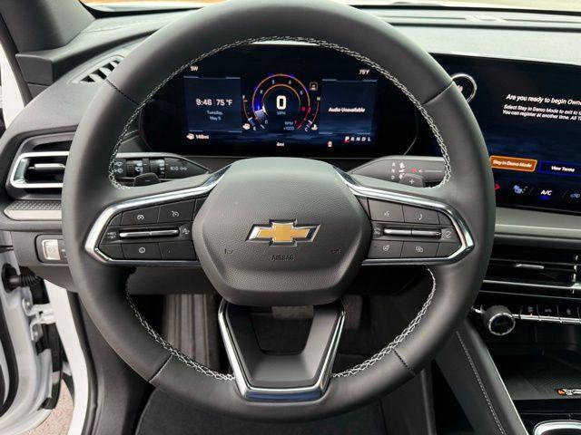 Used 2026 Chevrolet Traverse LT w/ Driver Confidence Package FWD image 8