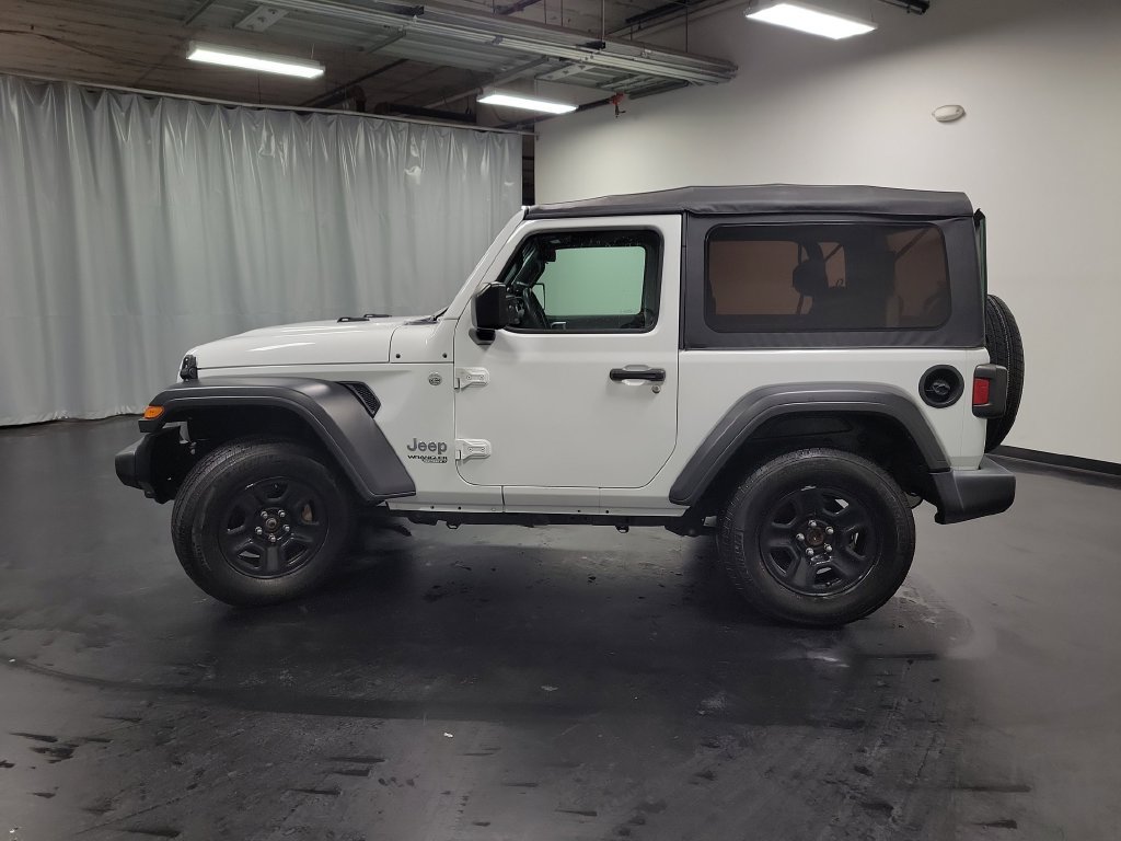 Used 2020 Jeep Wrangler Sport AWD/4WD image 5