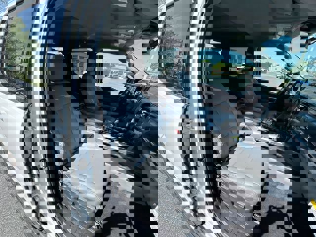 New 2025 Ford F150 Lightning Flash image 24