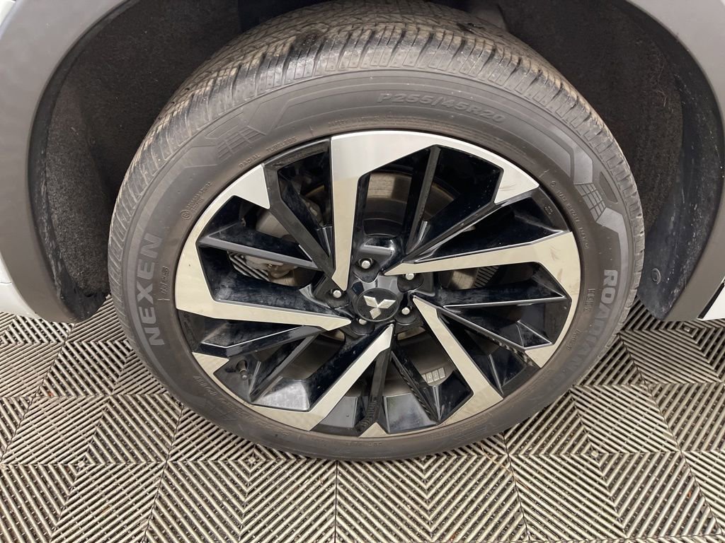 Used 2022 Mitsubishi Outlander SEL image 36