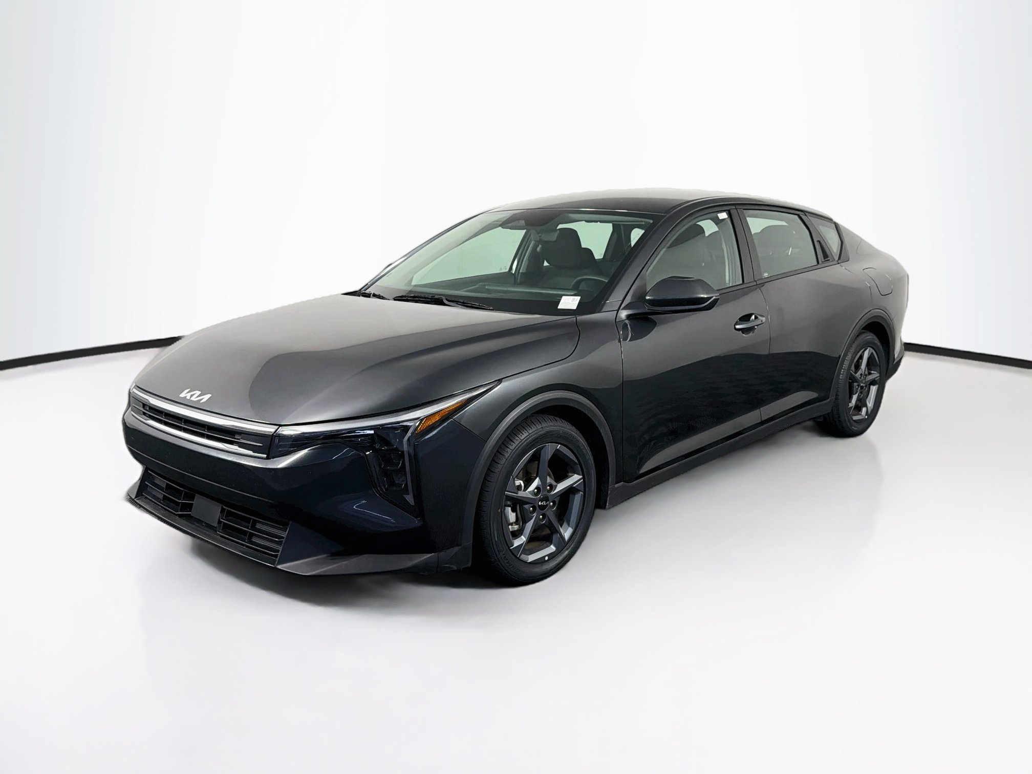 Used 2025 Kia K4 FWD image 3