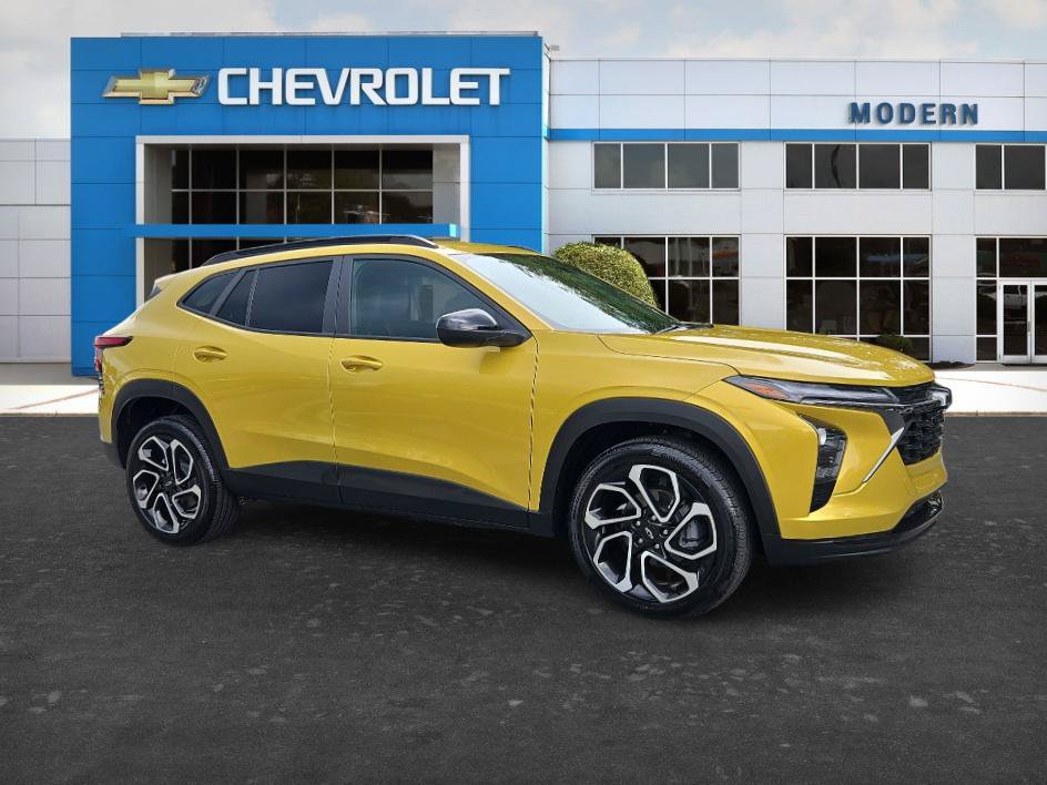 Used 2025 Chevrolet Trax RS w/ Driver Confidence Package FWD image 6