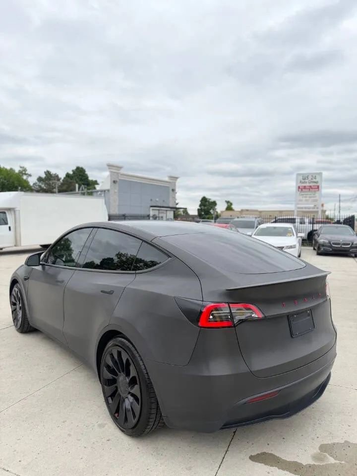 Used 2022 Tesla Model Y Performance AWD/4WD image 5