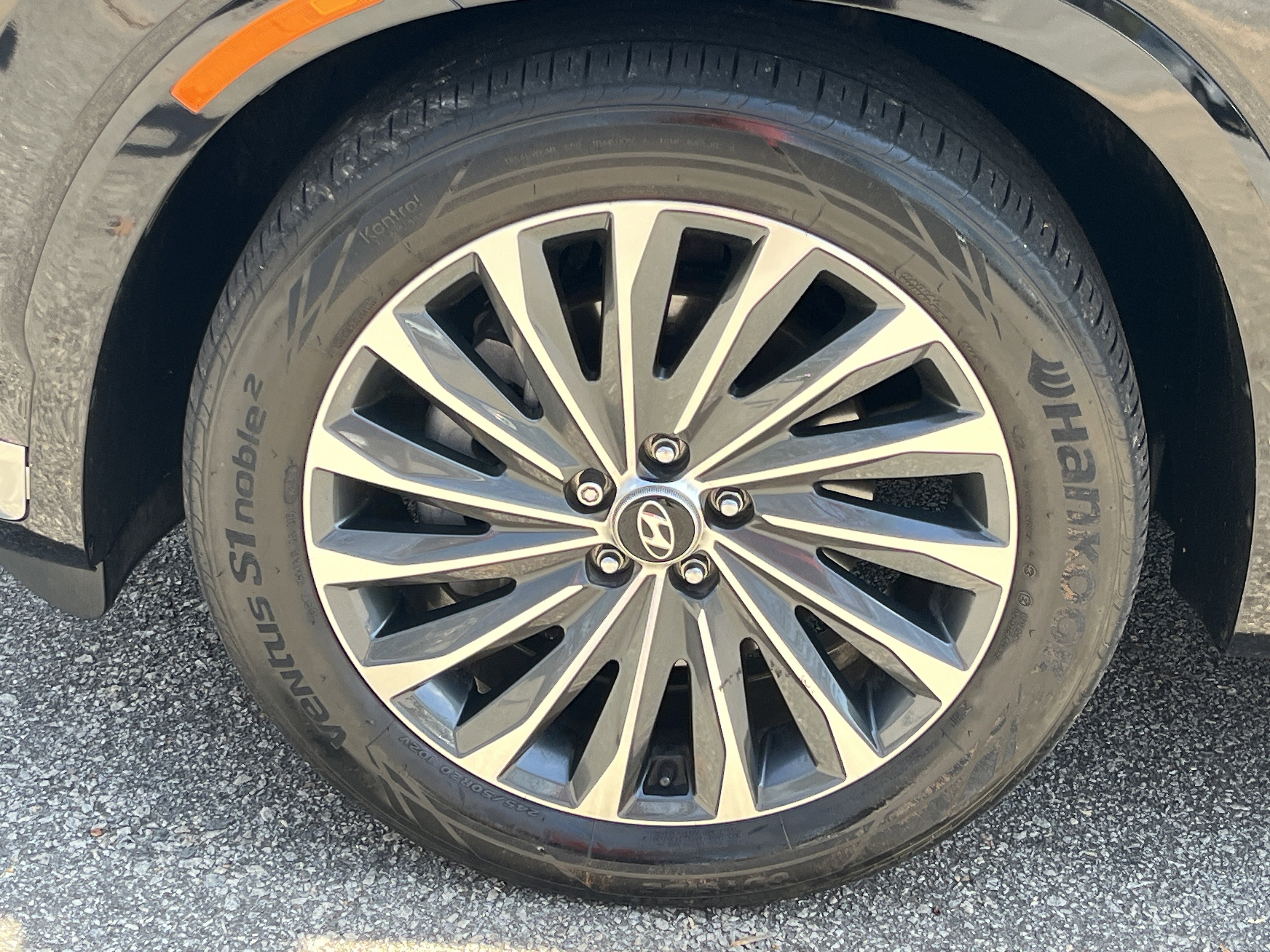 Used 2023 Hyundai Palisade Calligraphy w/ Cargo Package image 31