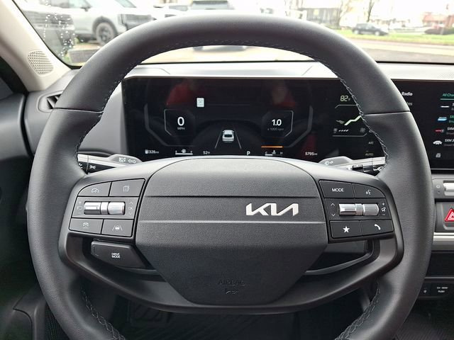 Certified 2025 Kia K4 EX image 18
