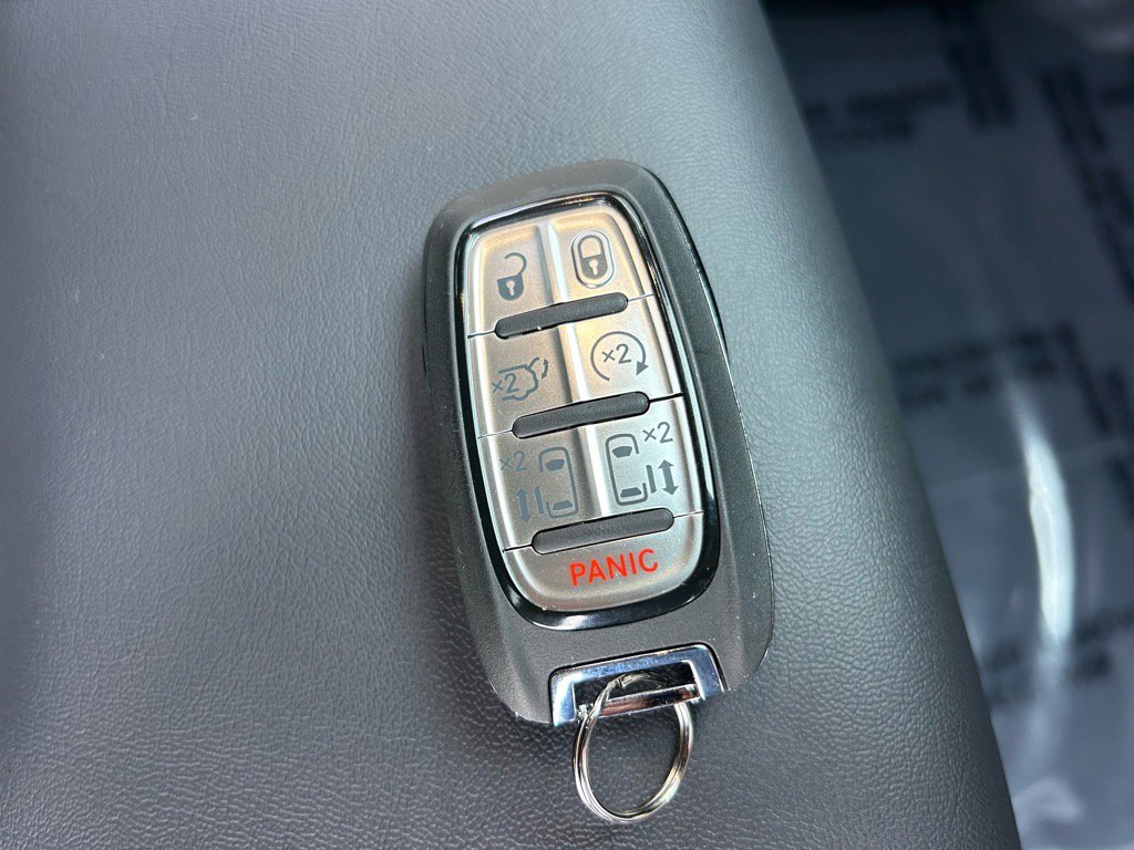New 2025 Chrysler Voyager LX image 43