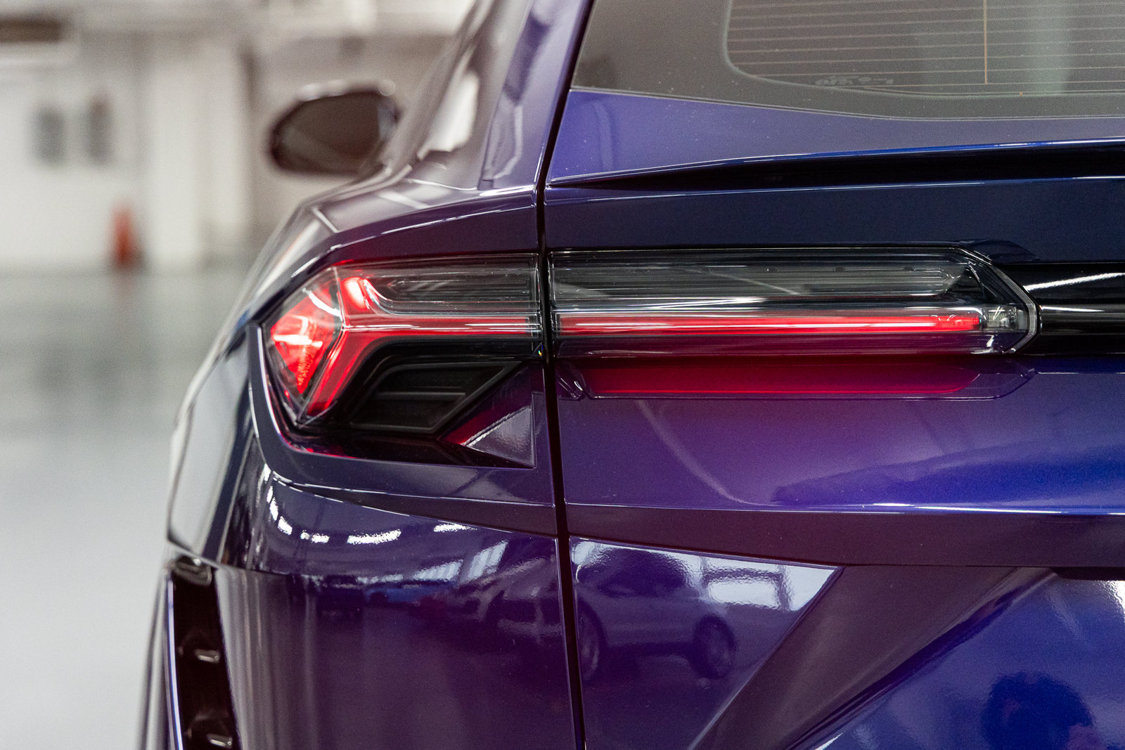 Used 2024 Lamborghini Urus S AWD/4WD image 21