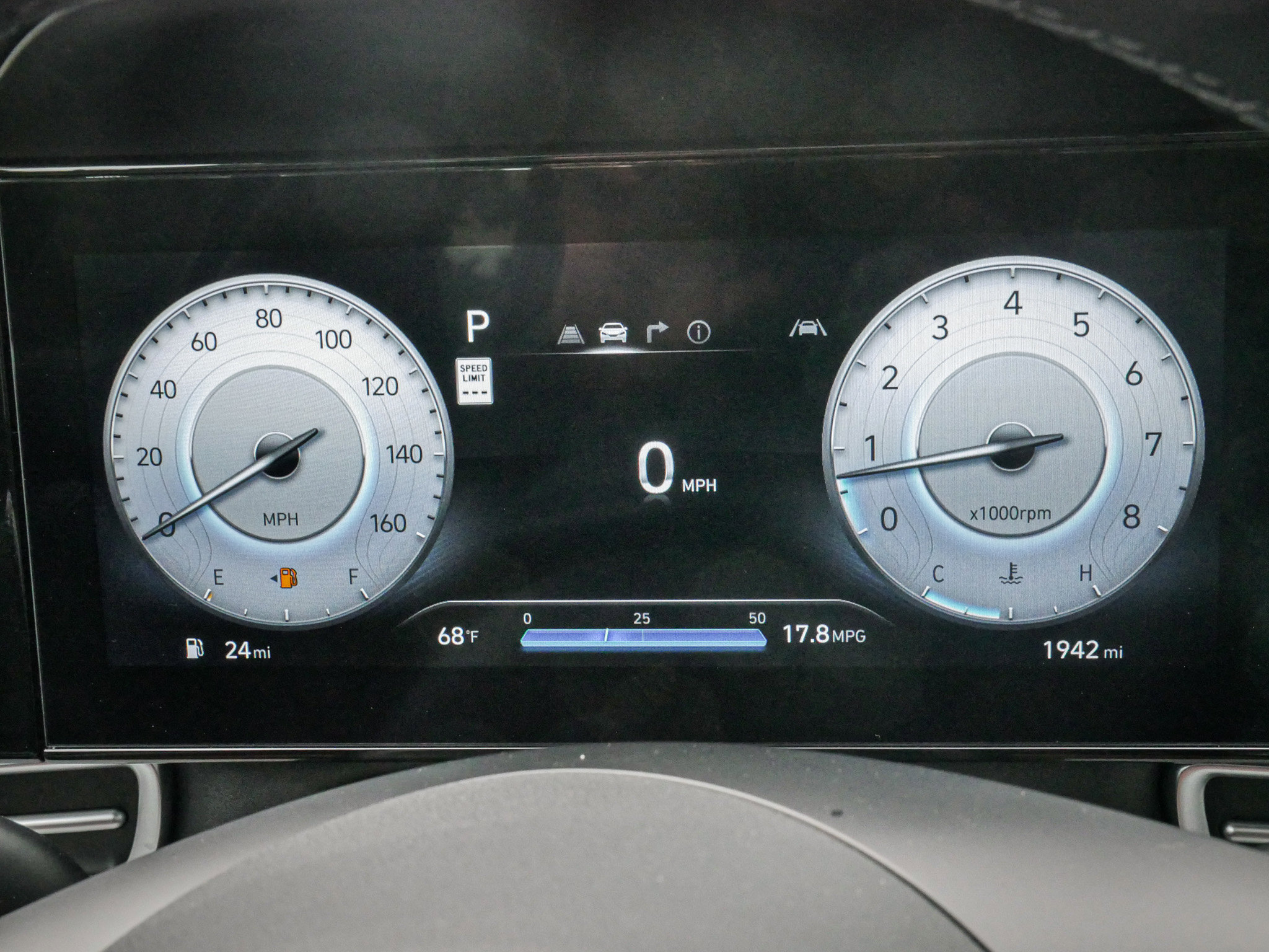Used 2025 Hyundai Elantra Limited image 21