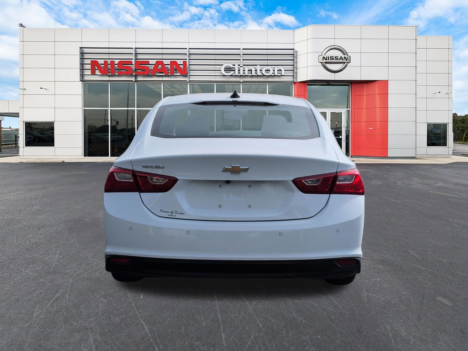 Used 2024 Chevrolet Malibu LS image 4