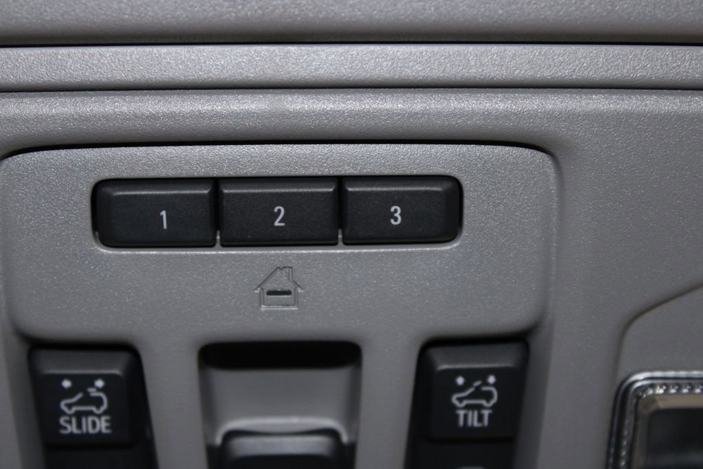 Used 2023 Chevrolet Silverado 2500 LT w/ Midnight Edition image 35