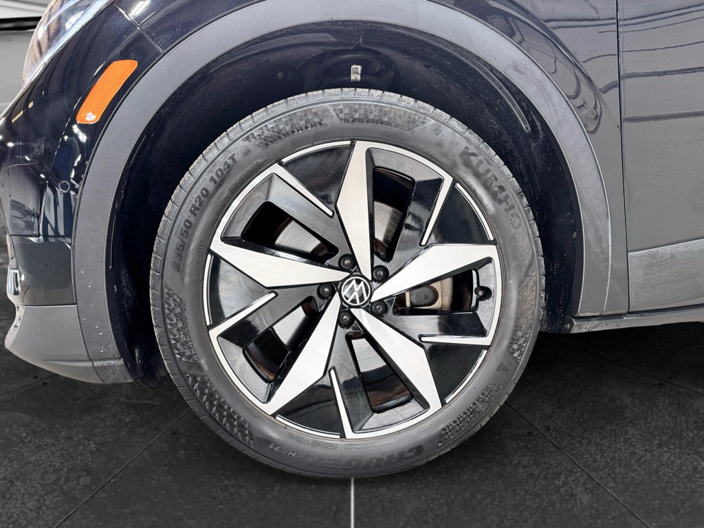 Used 2023 Volkswagen ID.4 Pro S Plus AWD/4WD image 30