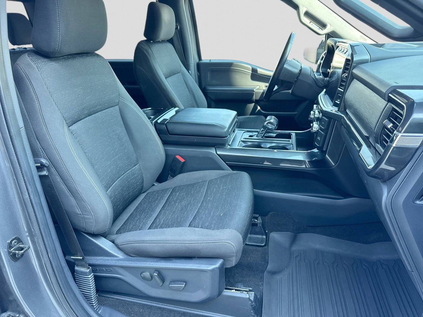 Used 2022 Ford F150 XLT w/ Equipment Group 302A High AWD/4WD image 25