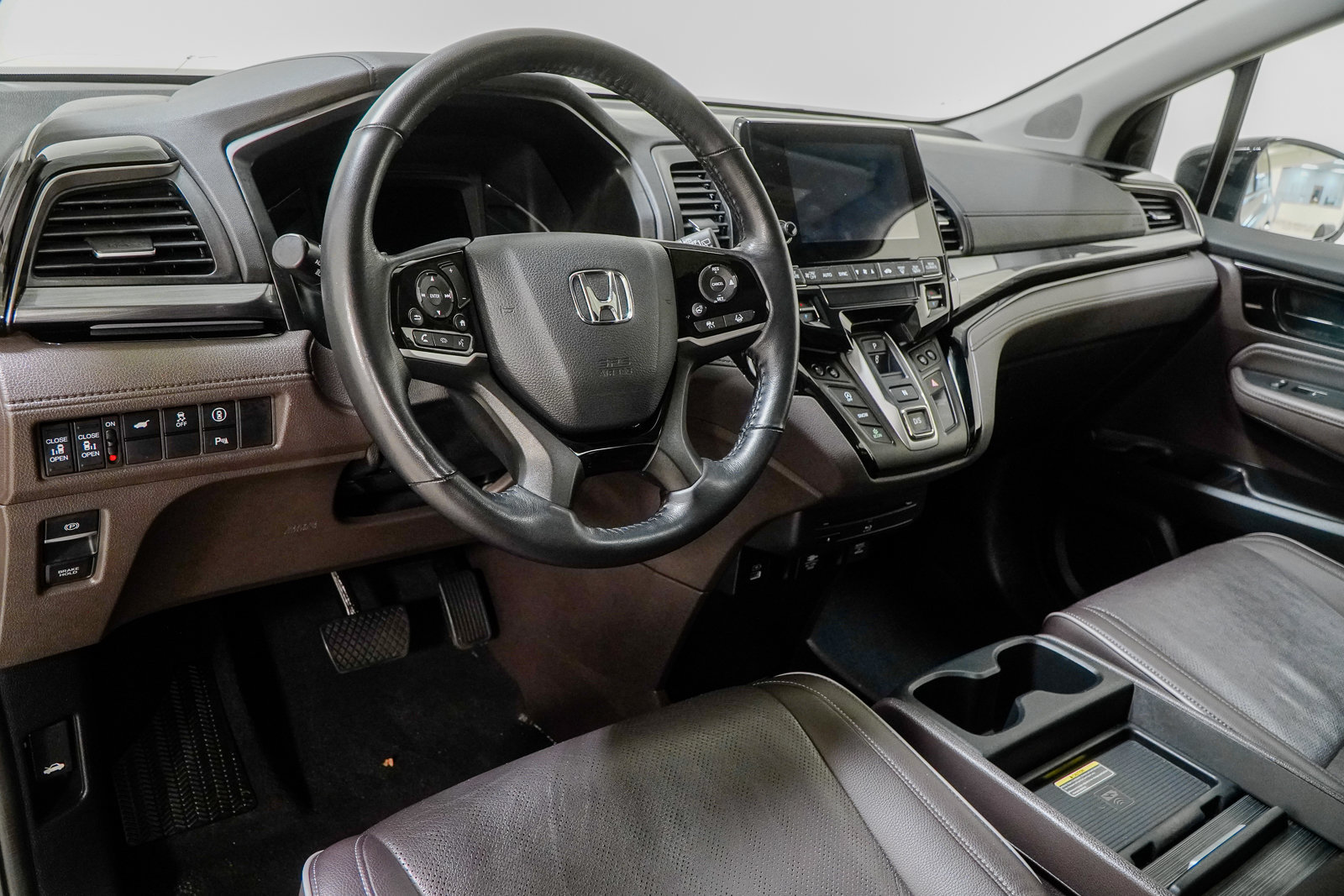 Used 2024 Honda Odyssey Elite image 22