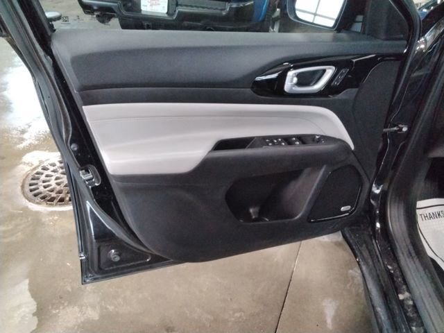 Used 2022 Jeep Compass Limited w/ Elite Group image 30