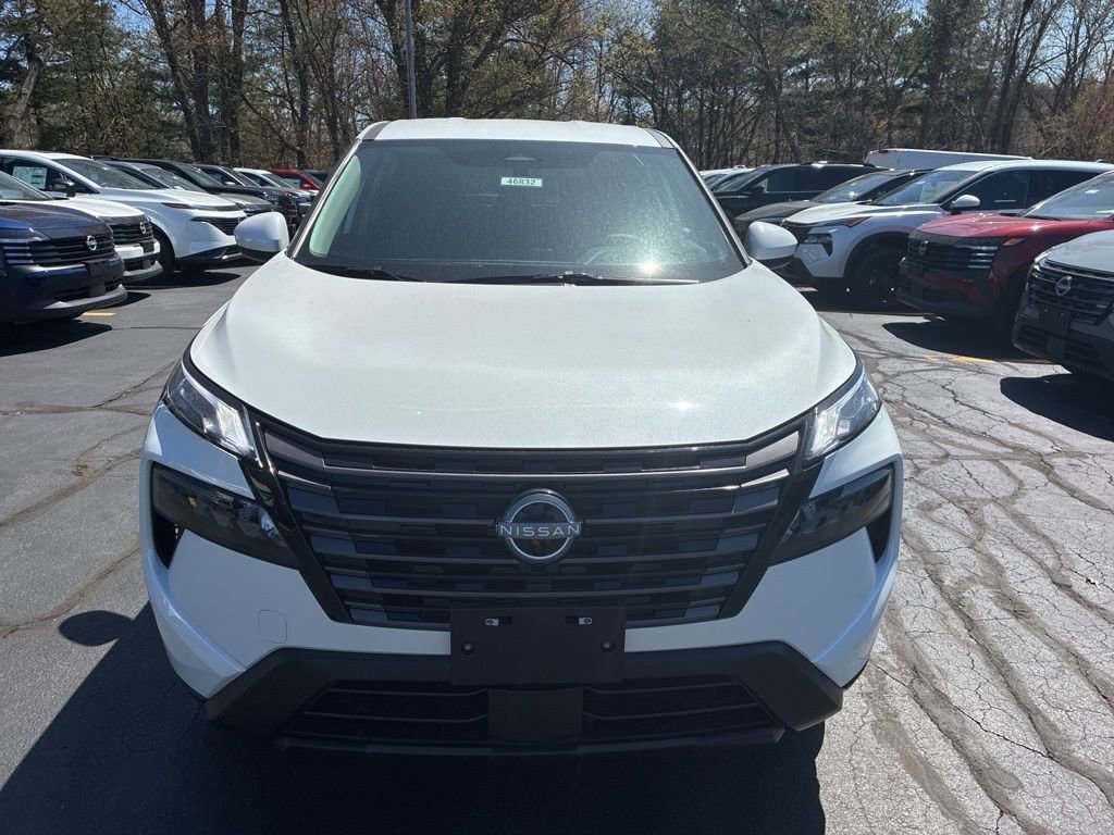 New 2026 Nissan Rogue SV w/ Cold Weather Package AWD/4WD image 2