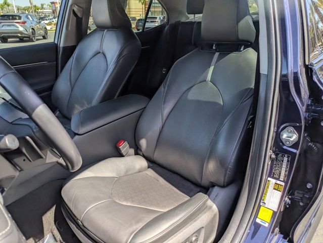 Used 2021 Toyota Camry XSE FWD image 11