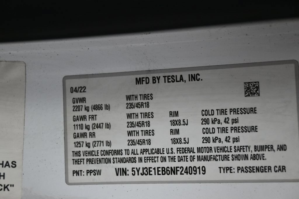 Used 2022 Tesla Model 3 Long Range AWD/4WD image 9