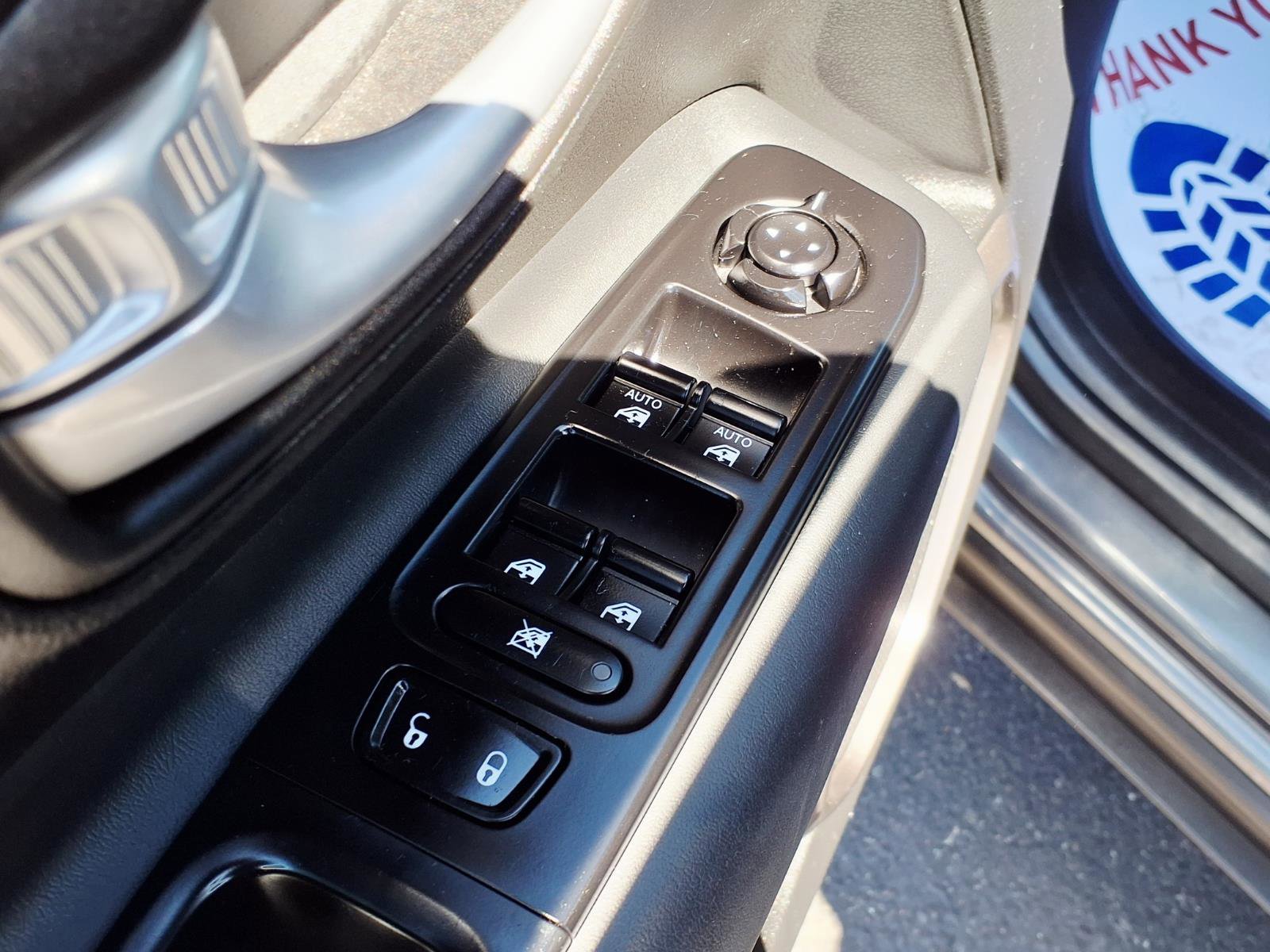 Used 2023 Jeep Renegade Latitude image 20