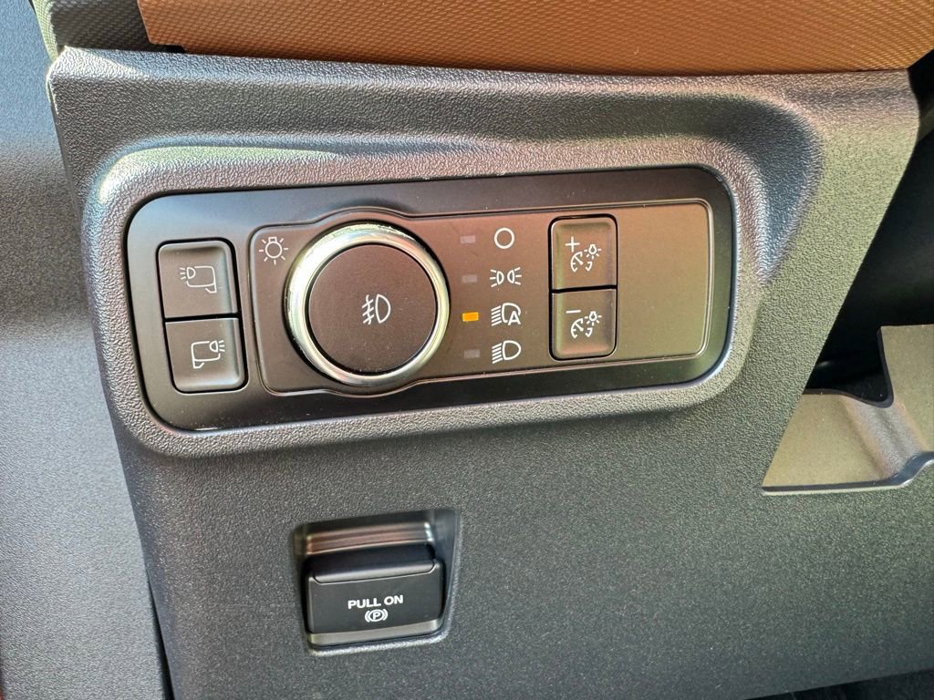 New 2024 Ford Bronco Outer Banks w/ Sasquatch Package AWD/4WD image 32