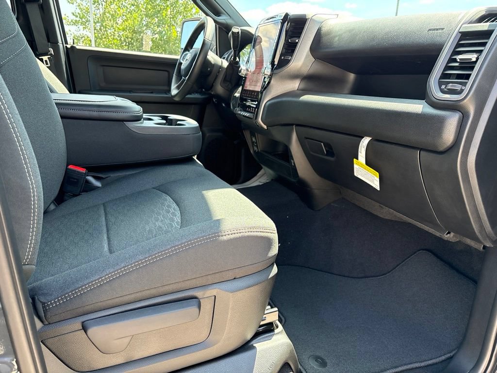 New 2026 RAM 2500 Tradesman AWD/4WD image 24