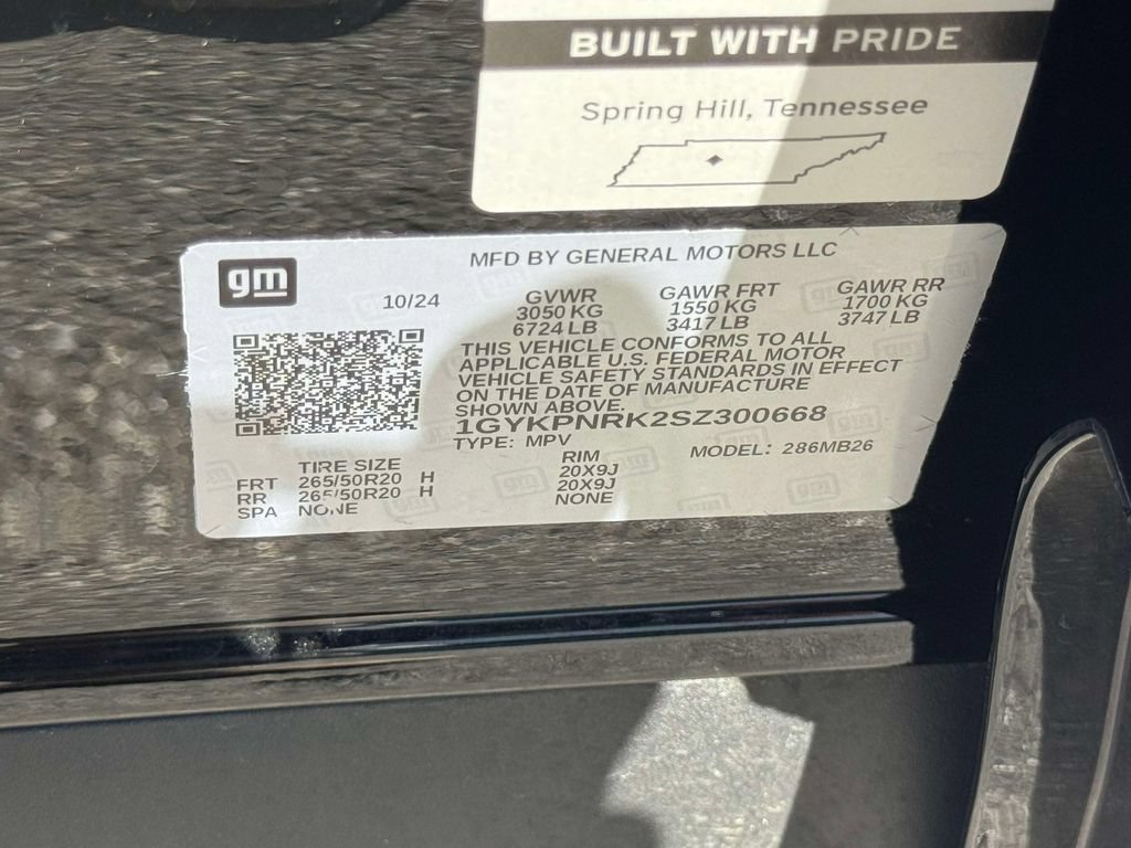 Certified 2025 Cadillac Lyriq Luxury w/ LPO, Floor Liner Package RWD image 35