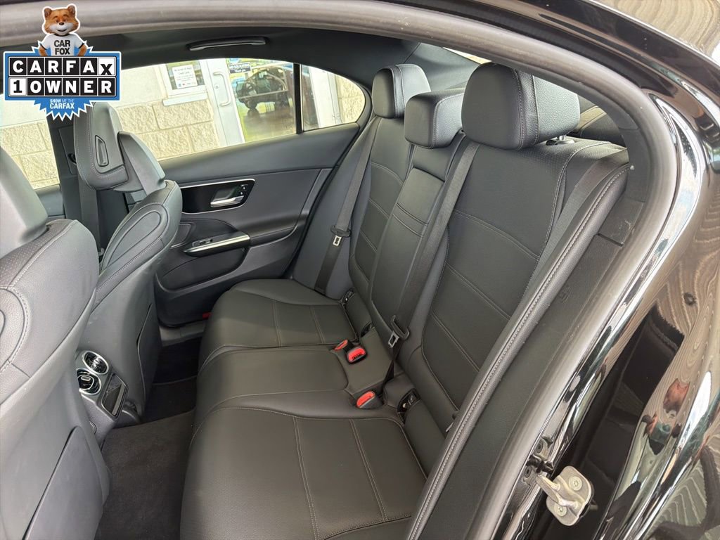 Used 2024 Mercedes-Benz C 300 Sedan image 11