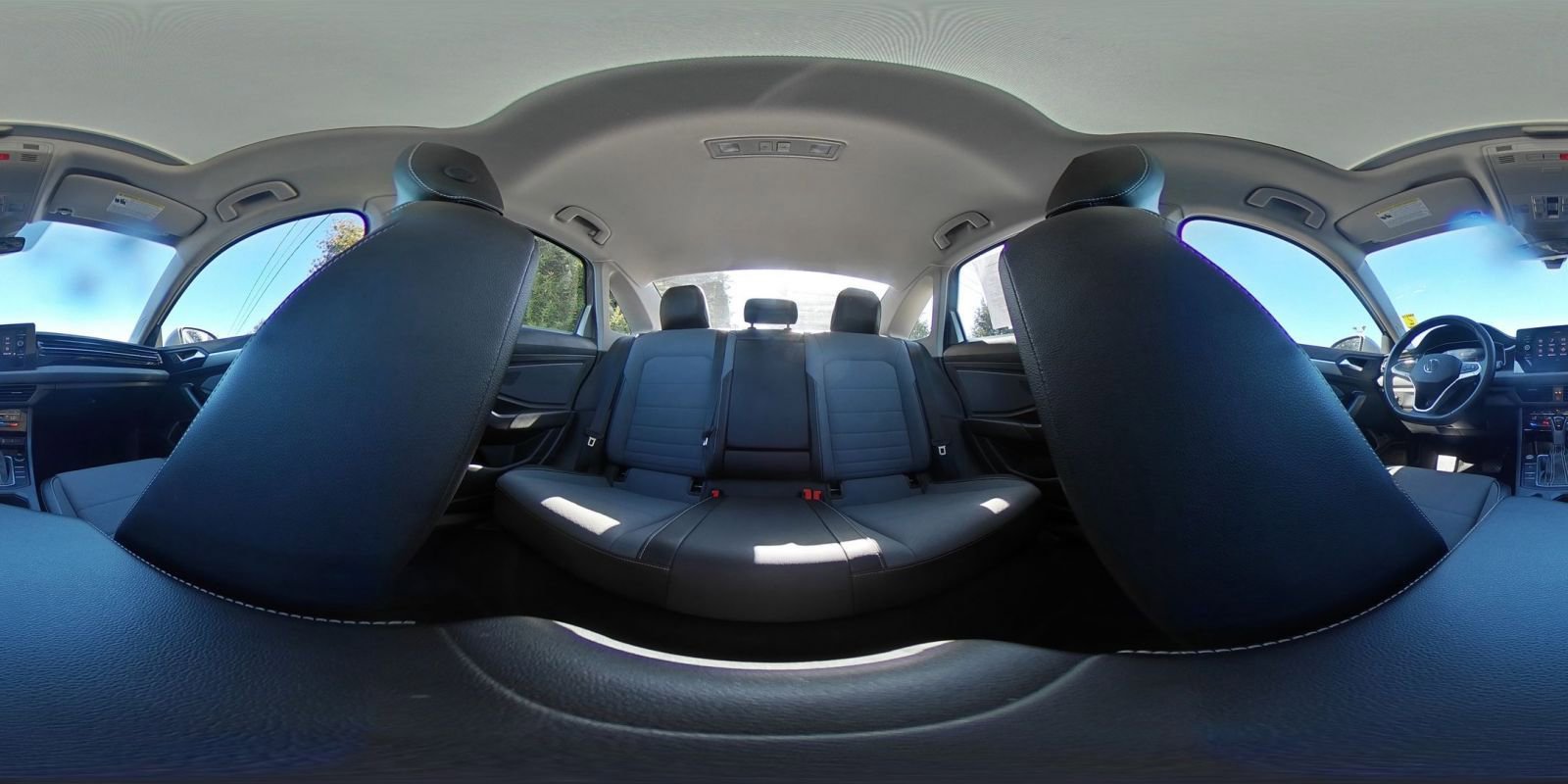 Used 2025 Volkswagen Jetta SE image 42