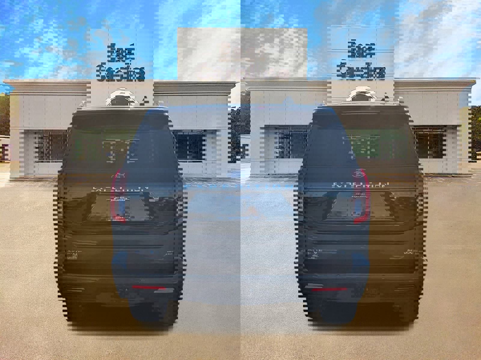 Used 2025 Ford Expedition Max Active image 4