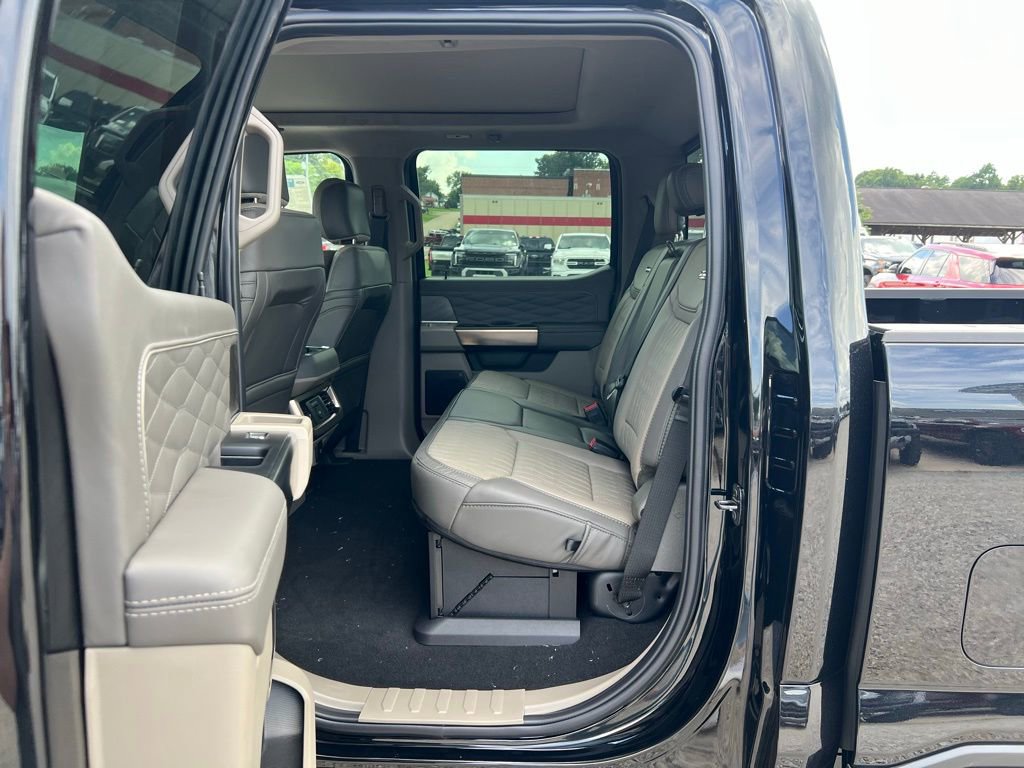New 2025 Ford F350 Platinum w/ Platinum Plus Package image 16