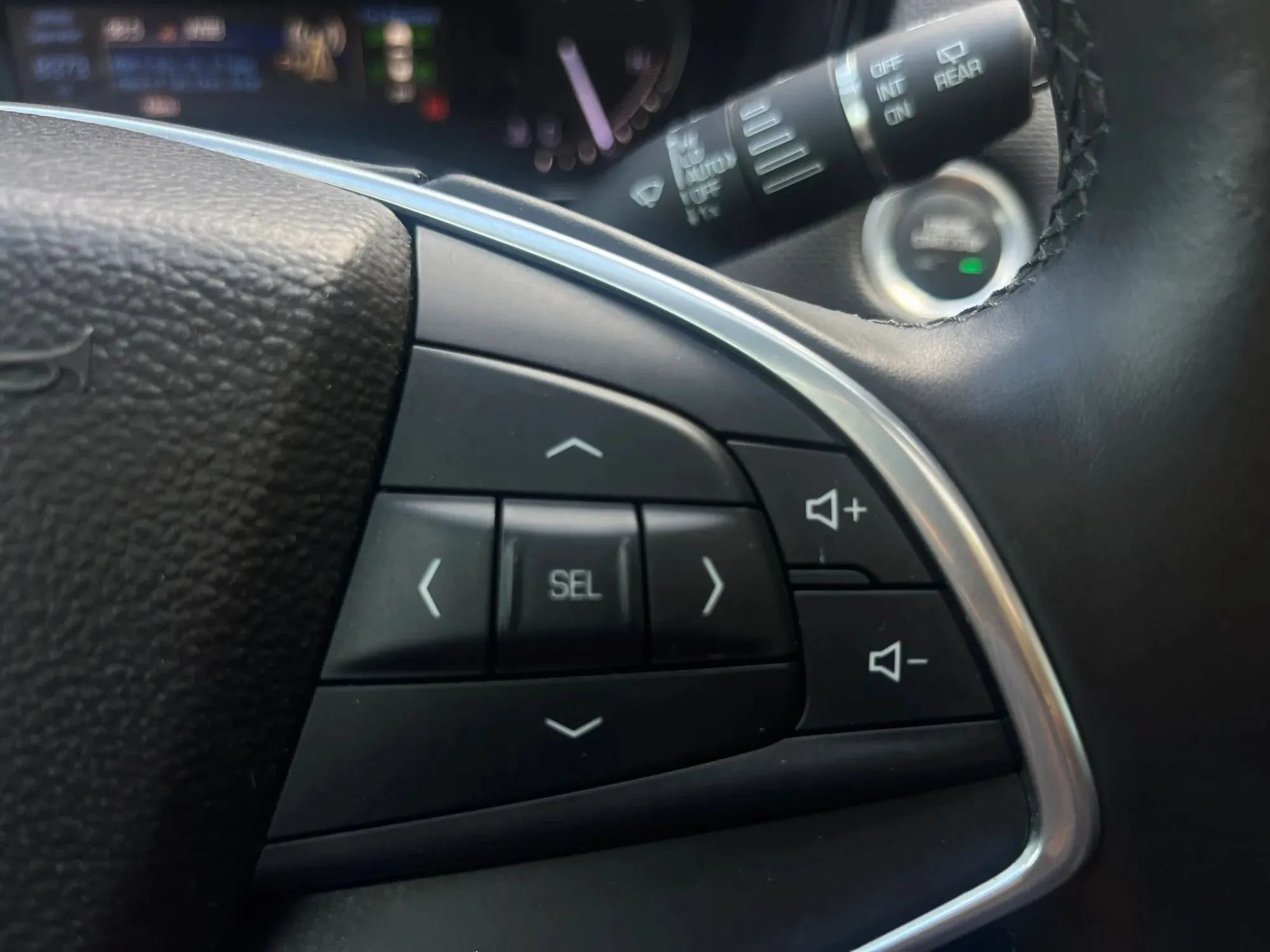 Used 2017 Cadillac XT5 Luxury w/ Driver Awareness Package FWD image 27