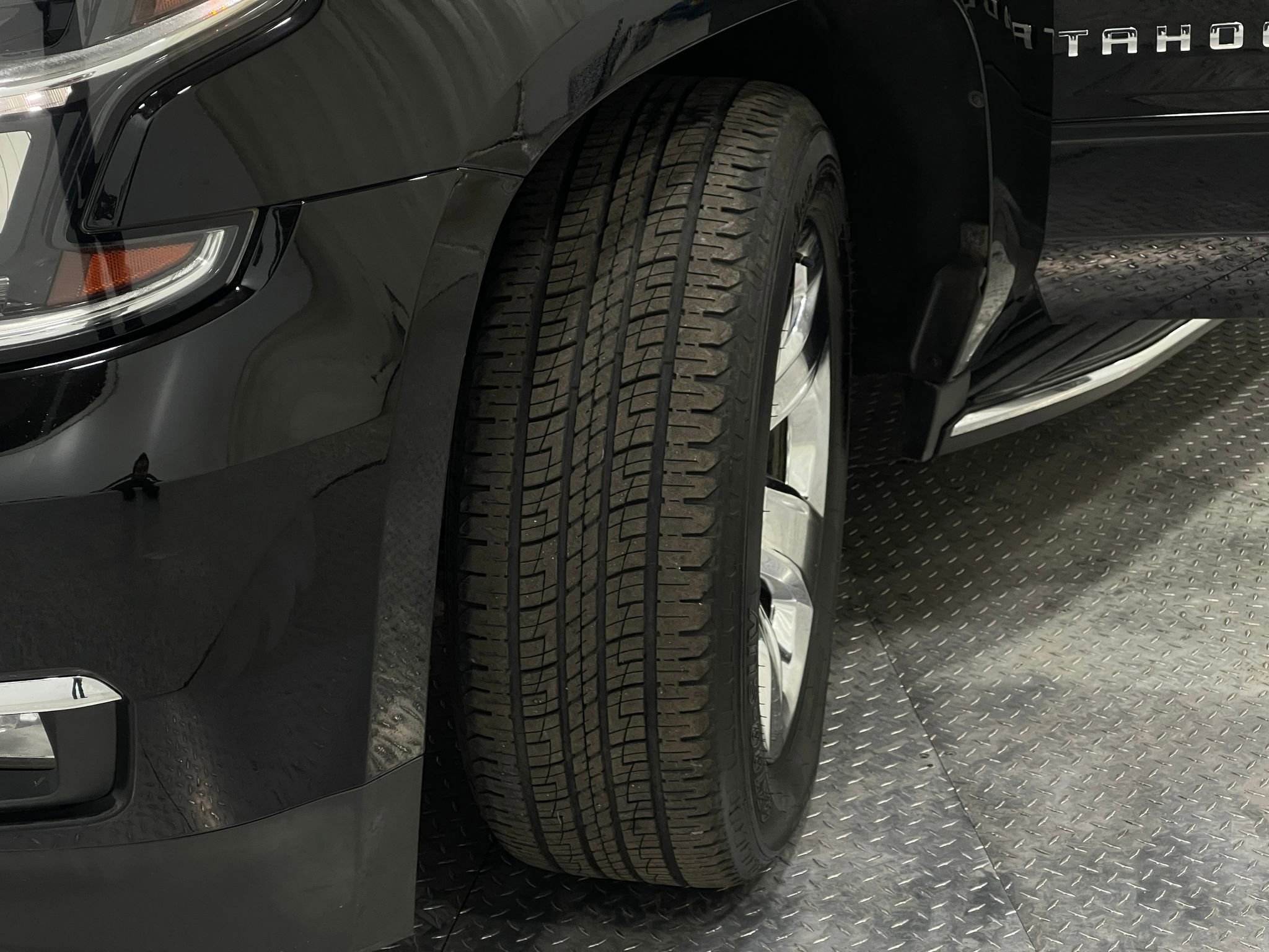 Used 2018 Chevrolet Tahoe Premier AWD/4WD image 41