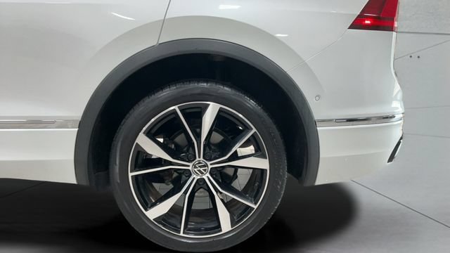 Certified 2023 Volkswagen Tiguan SEL R-Line AWD/4WD image 24