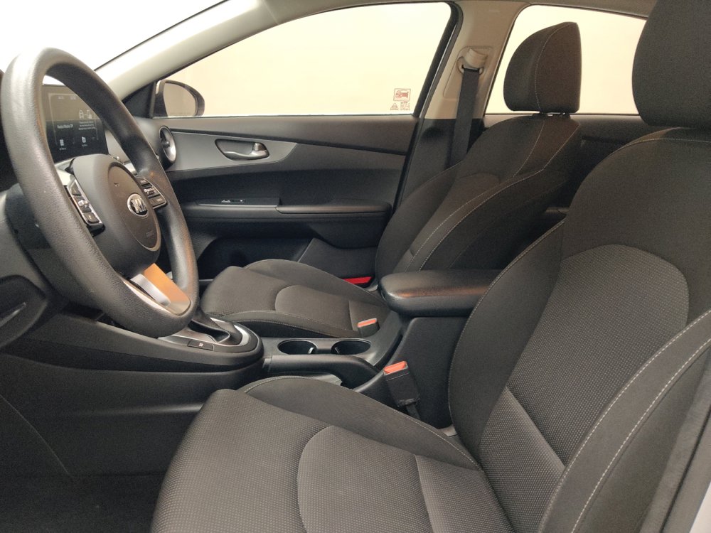 Used 2021 Kia Forte LXS FWD image 17