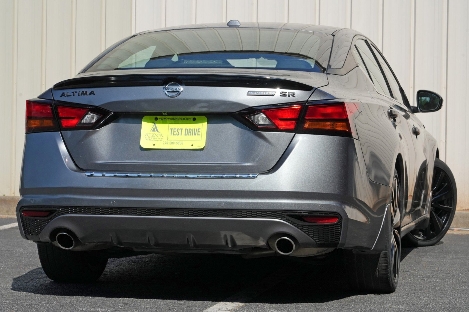 Used 2022 Nissan Altima 2.5 SR w/ Midnight Edition Package FWD image 4