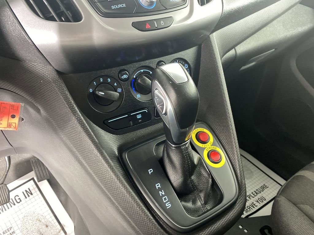 Used 2018 Ford Transit Connect XLT image 19