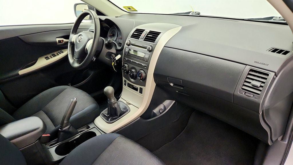 Used 2010 Toyota Corolla S FWD image 24