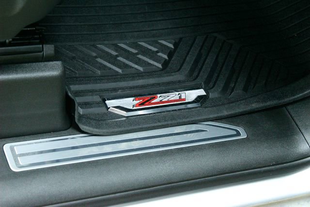 Used 2022 Chevrolet Silverado 1500 LTZ AWD/4WD image 11