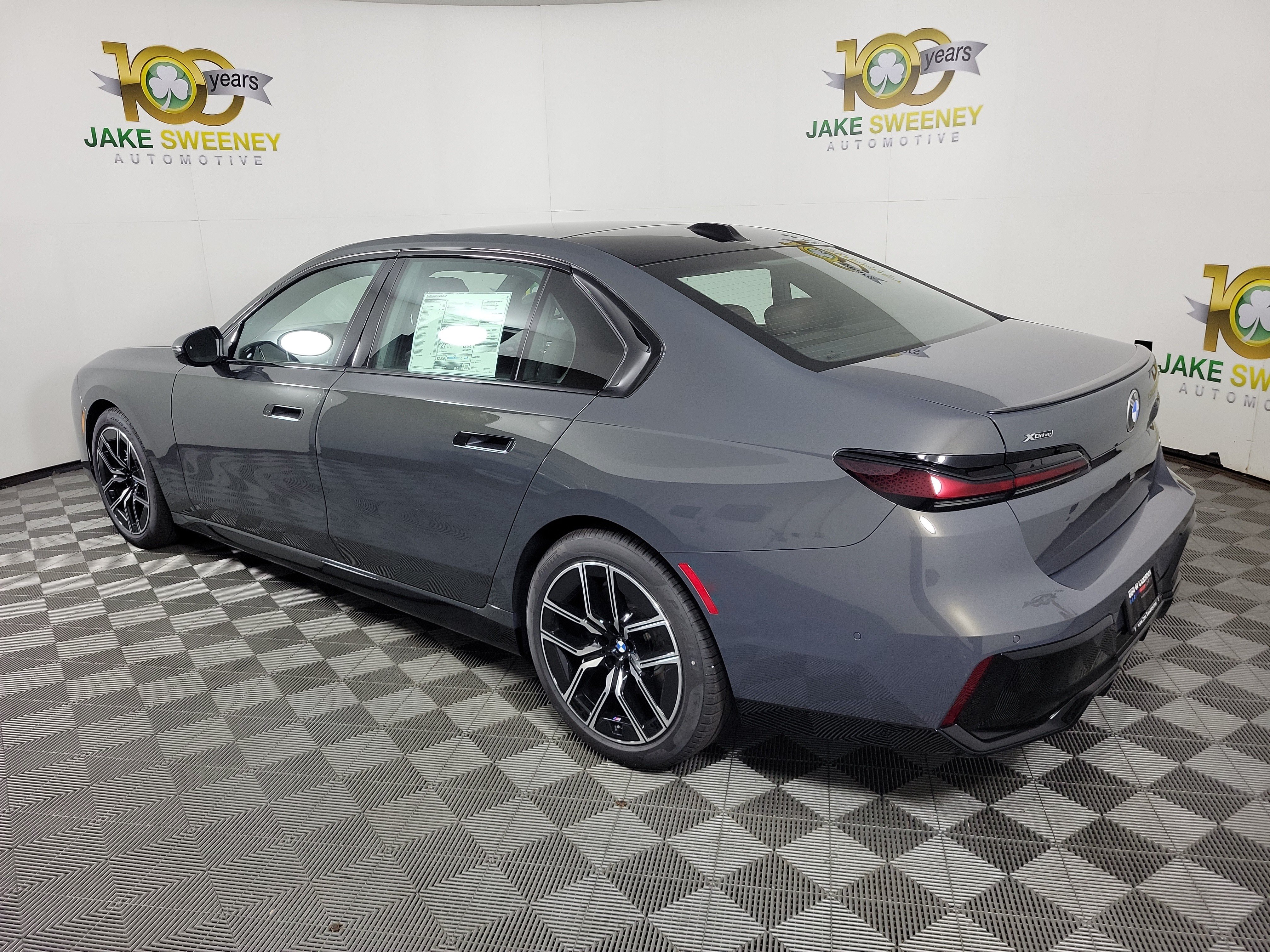 New 2026 BMW 740i xDrive AWD/4WD image 5