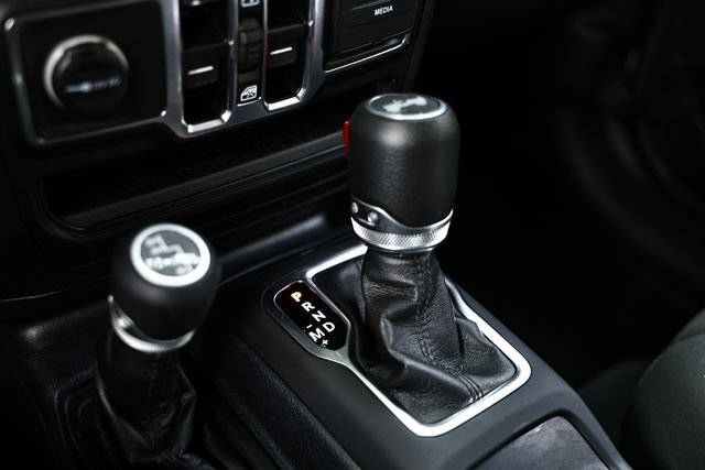 Used 2021 Jeep Wrangler Unlimited Sport AWD/4WD image 43