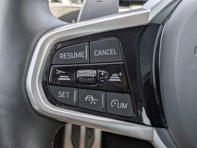Used 2025 BMW M440i RWD image 28
