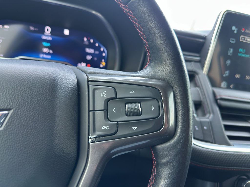 Used 2022 Chevrolet Tahoe RST w/ Luxury Package AWD/4WD image 24