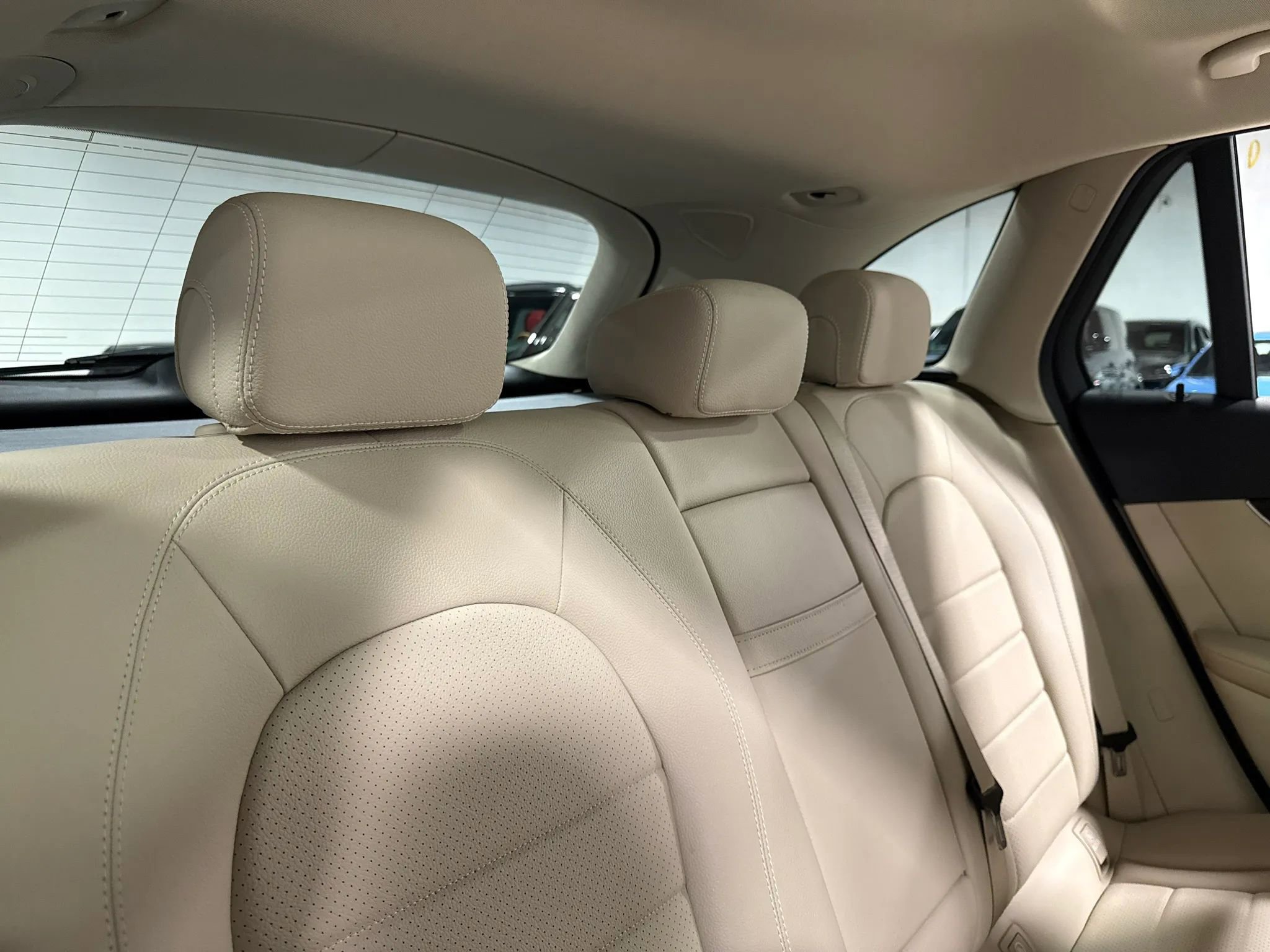 Used 2019 Mercedes-Benz GLC 300 4MATIC w/ Premium Package image 59