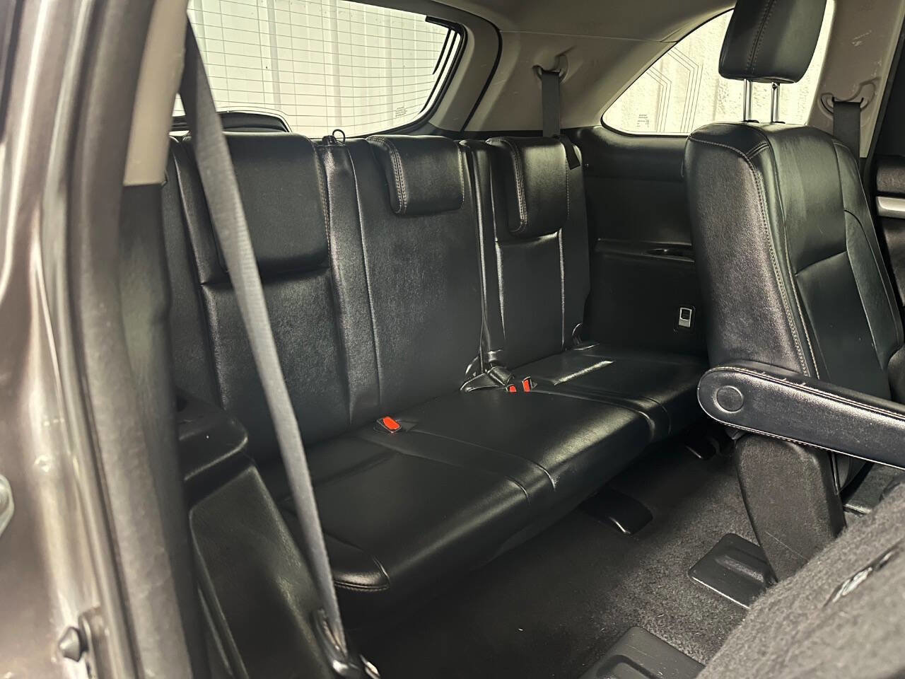 Used 2018 Toyota Highlander XLE image 41