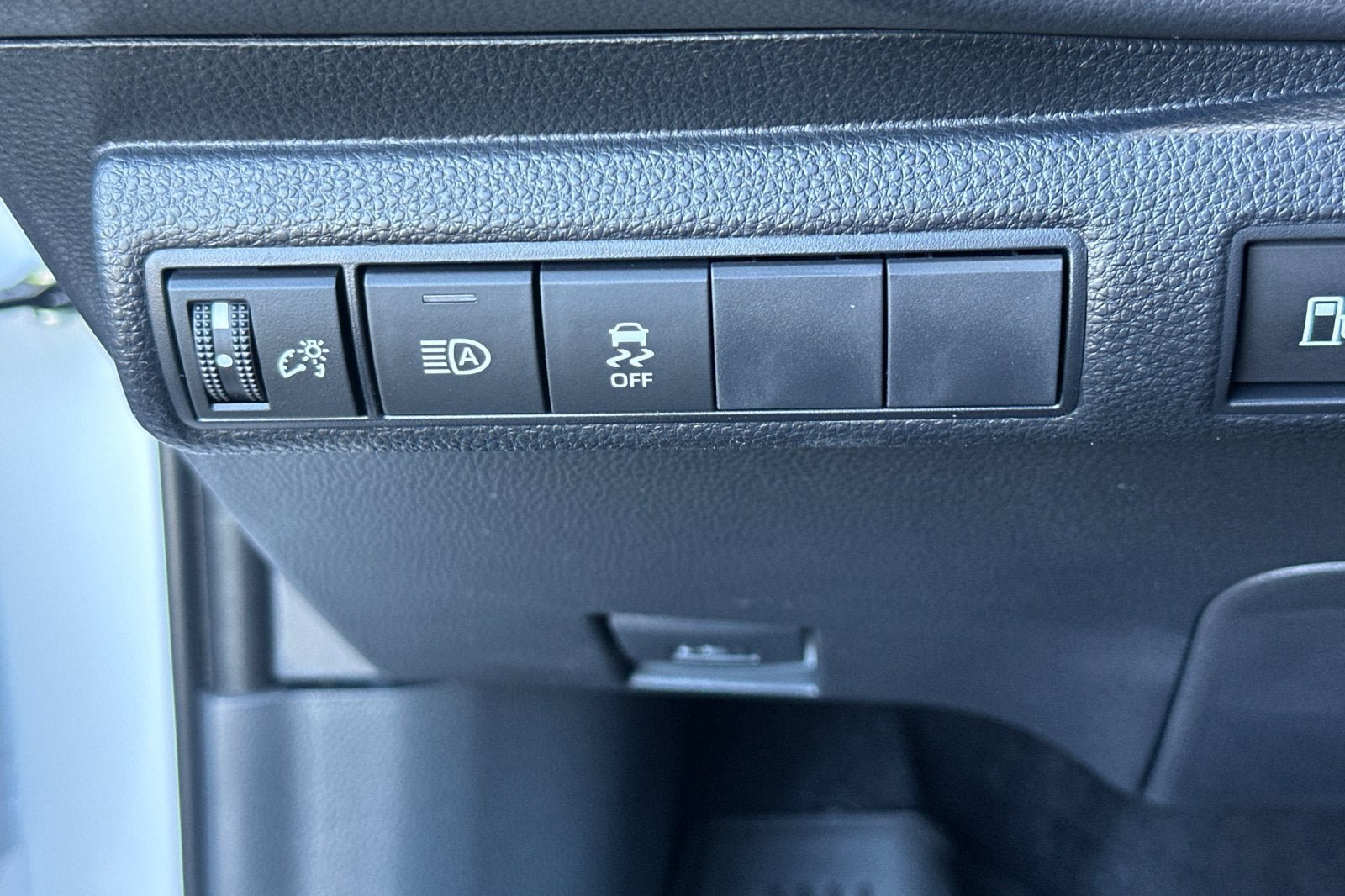 New 2027 Toyota Corolla SE FWD image 31
