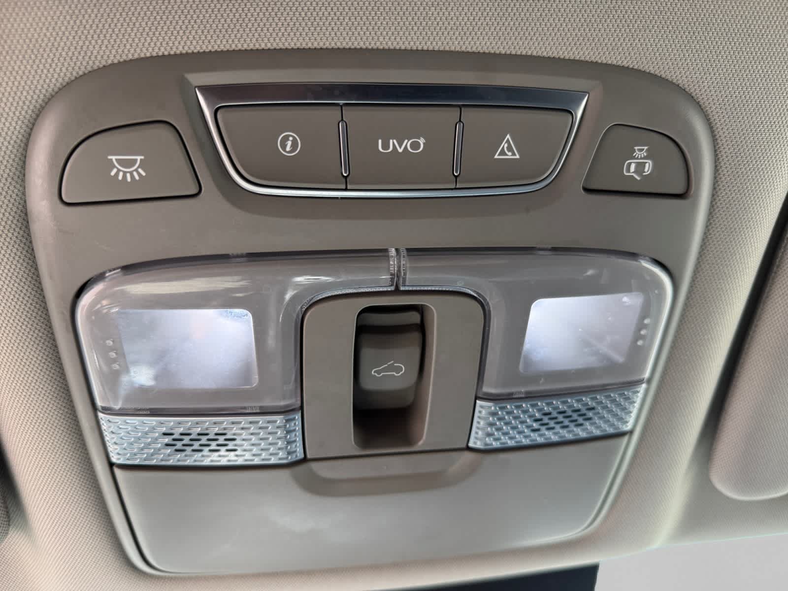 Used 2022 Kia Telluride S AWD/4WD image 19