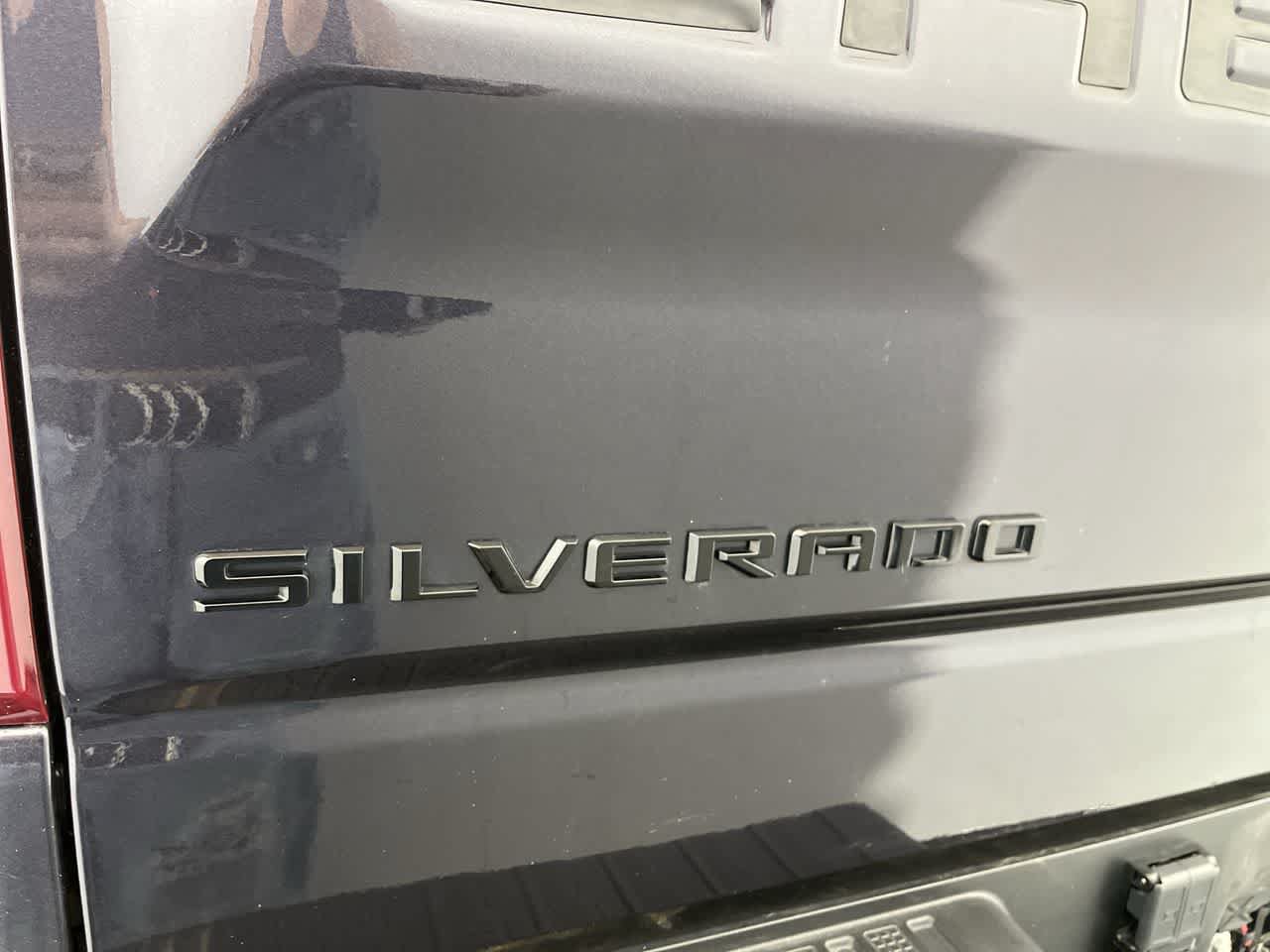 Used 2024 Chevrolet Silverado 1500 ZR2 w/ Technology Package AWD/4WD image 11