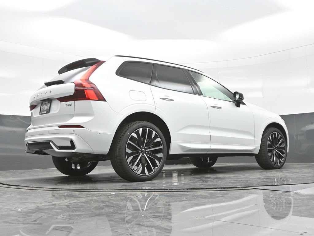 New 2026 Volvo XC60 T8 Ultra w/ Climate Package PRO AWD/4WD image 43