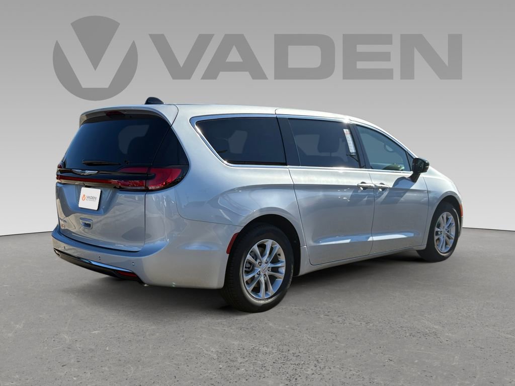 New 2026 Chrysler Pacifica Select image 23