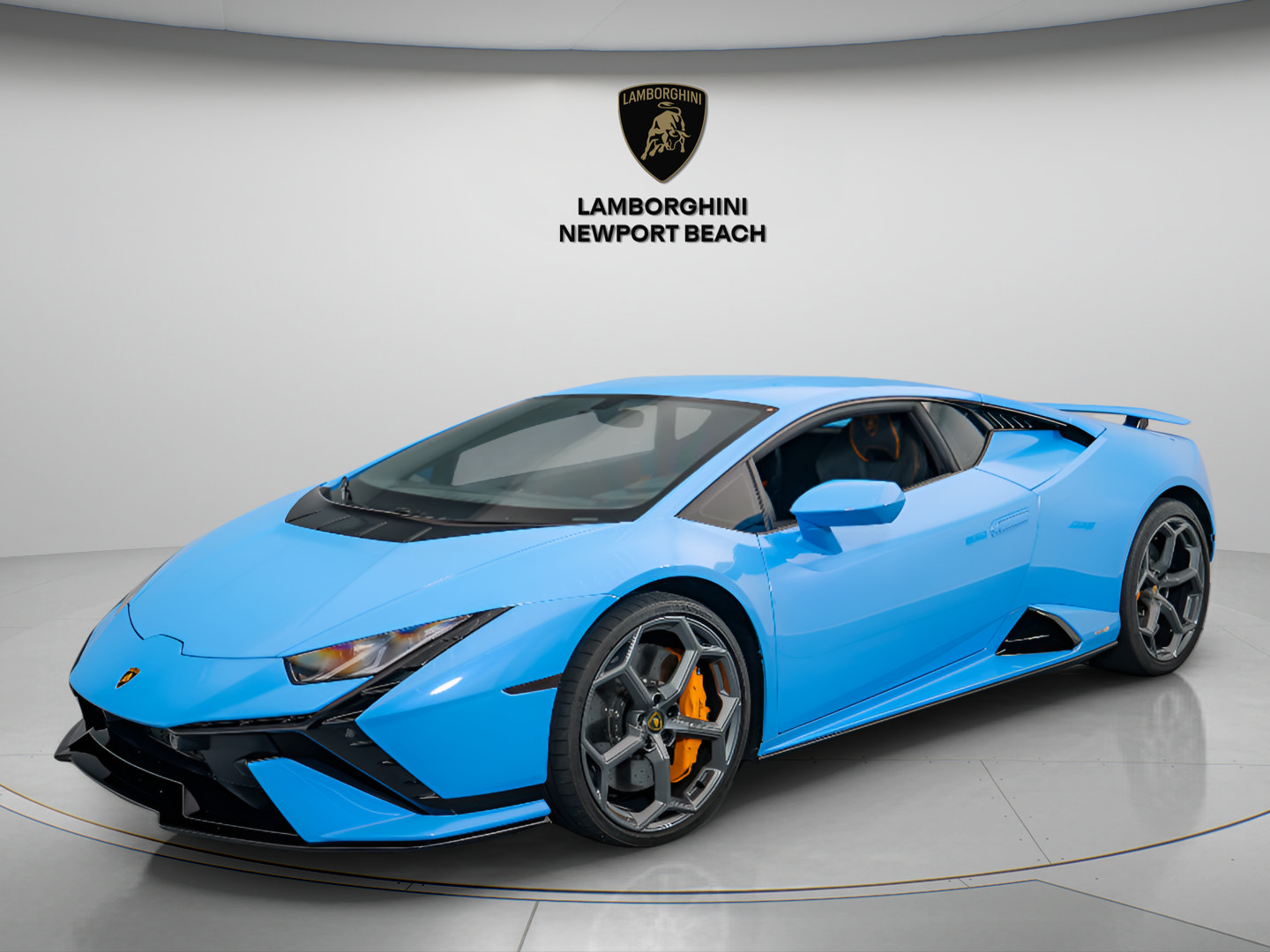 Used 2024 Lamborghini Huracan Tecnica RWD image 3