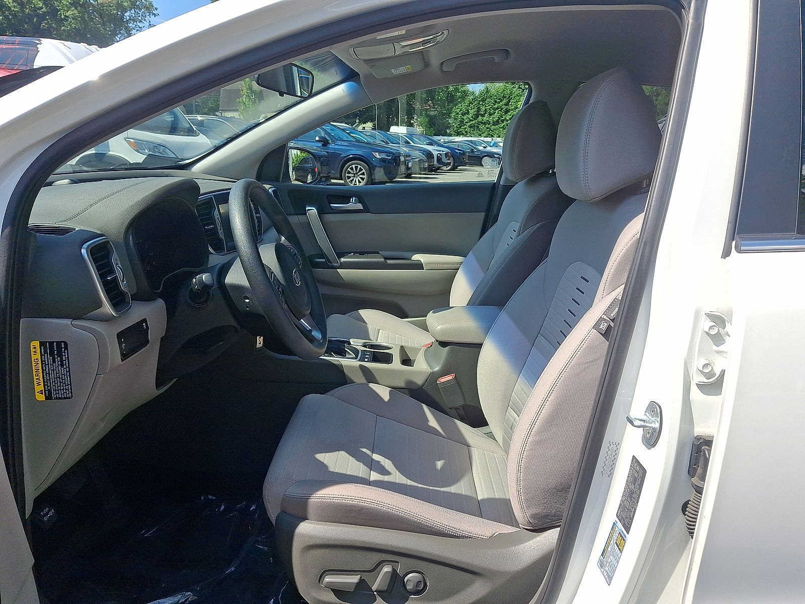 Used 2017 Kia Sportage LX w/ LX Popular Package AWD/4WD image 17